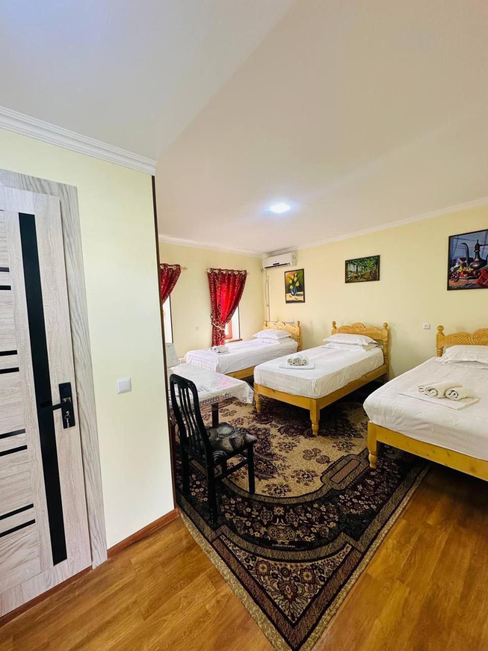 Parivash Guest House บูคารา ภายนอก รูปภาพ